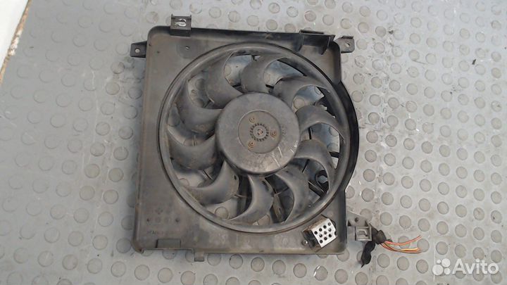 Вентилятор радиатора Opel Zafira B, 2009