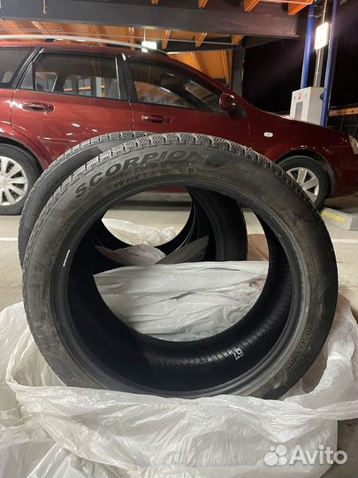 Pirelli Scorpion 275/40 R20 106V