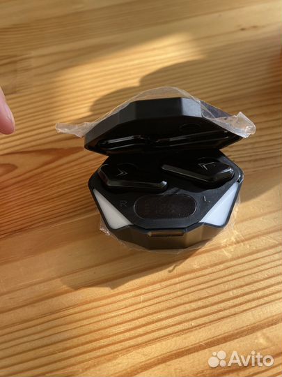 Беспроводные наушники