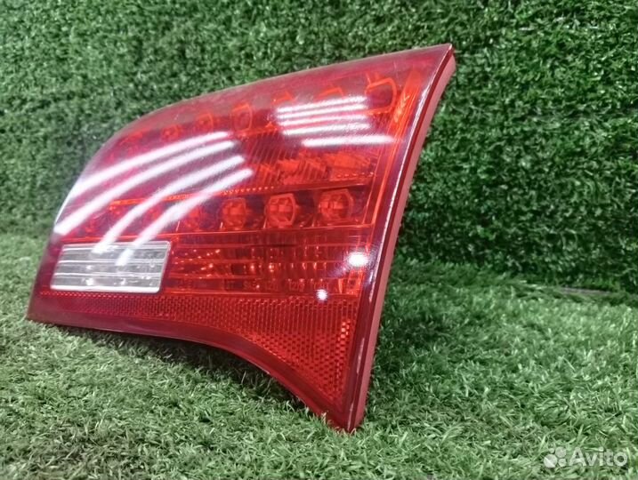 Фонарь задний правый в крышку универсал VAG Audi A