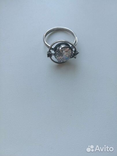 Серебряное кольцо женское