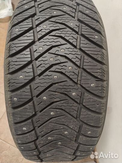 Yokohama Ice Guard IG65 275/50 R20 113T