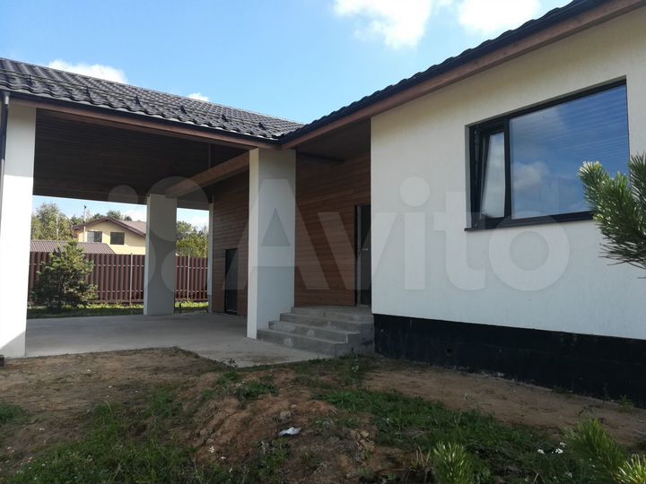 Дом 227 м² на участке 9 сот.