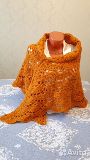 Шаль вязаная крючком