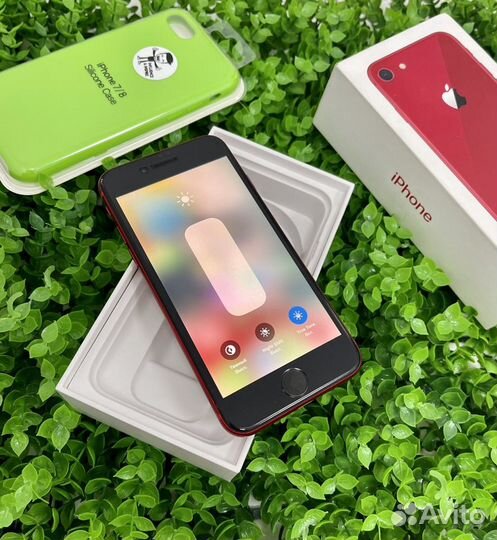 iPhone 8, 64 ГБ