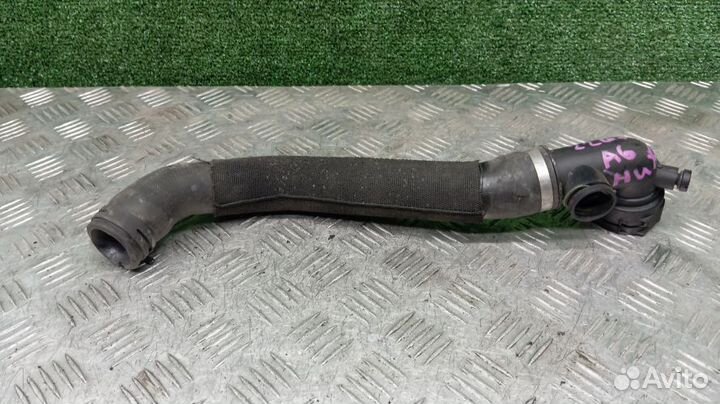 Патрубок радиатора Audi A6