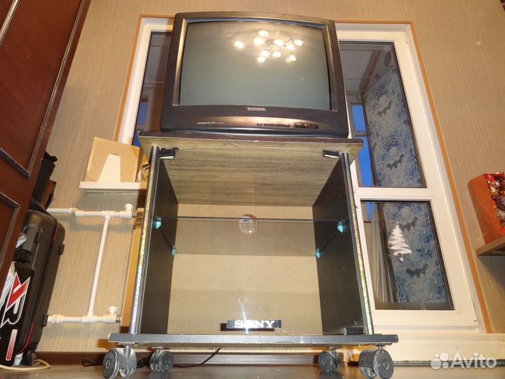 Тумба под телевизор