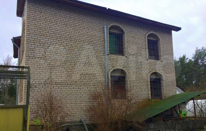 Дом 250 м² на участке 15 сот.