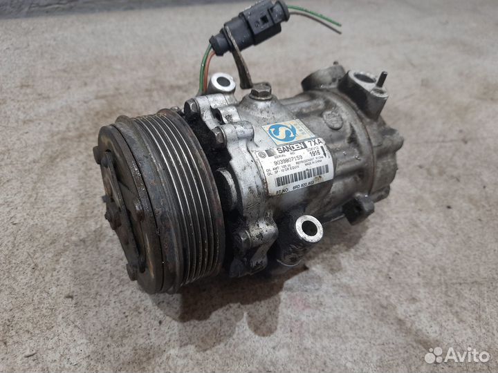 Компрессор кондиционера для 1.6 VW Polo Sedan V