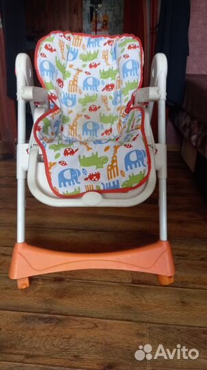 Стульчик для кормления capella