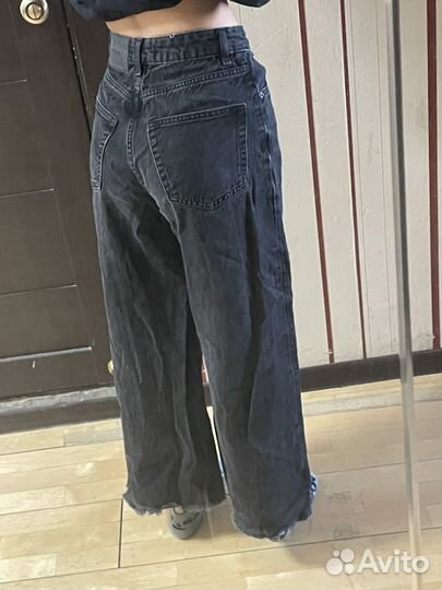 Джинсы pull and bear черные