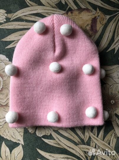 Демисезонная шапка для девочки