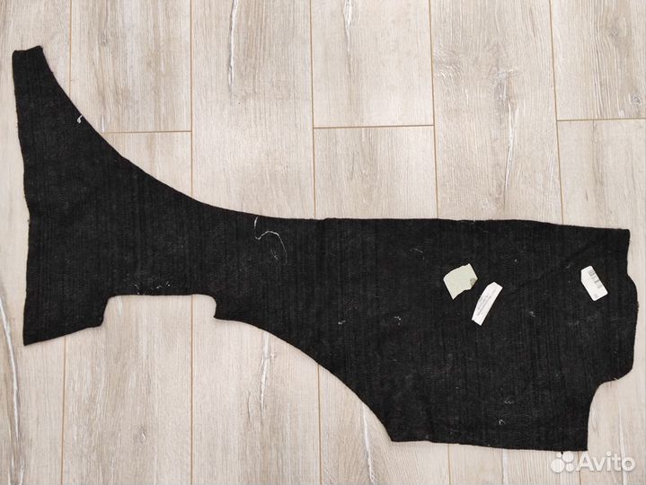 Обивка шумоизоляционная багажника задняя левая LAD