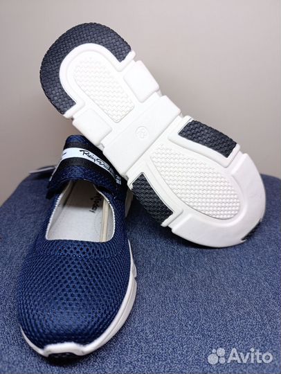 Туфли для девочки 32 размер новые