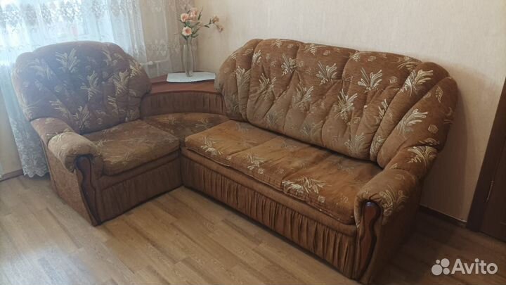 Угловой диван бу