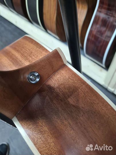 Акустическая гитара Kremona