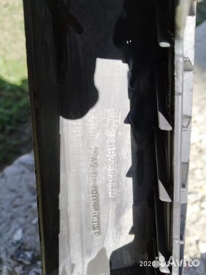 Губа от переднего бампера левая б/у