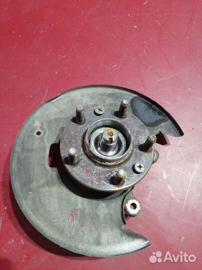 Ступица задняя левая Mazda 6 GG L3C1 2004