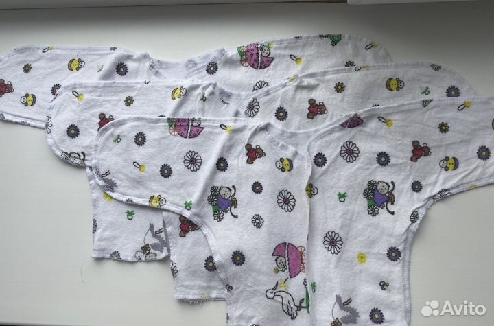 Новый комплект распашонок