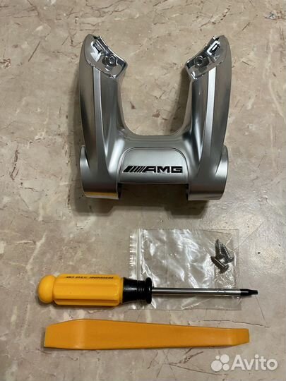 Накладка на руль AMG