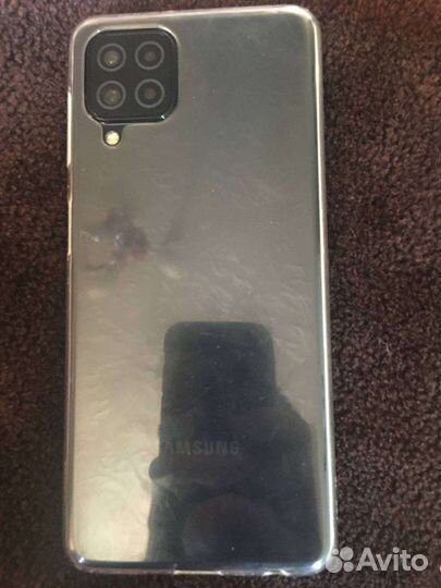 Продам телефон