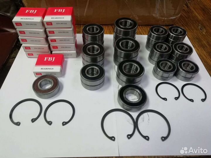 Подшипники на ролики (катки) снегохода и стопорные