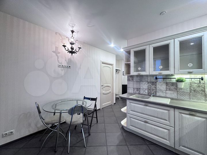 1-к. квартира, 43 м², 10/24 эт.