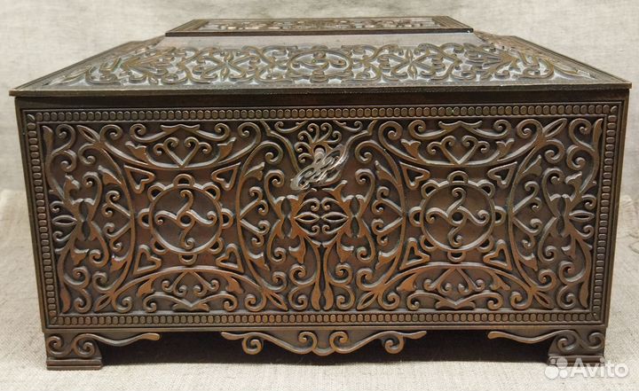 Шкатулка ларец обмеденный силумин.ссср