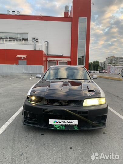 Nissan Skyline 2.0 AT, 1997, 207 345 км