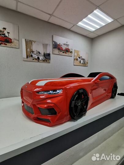 Кровать машинка