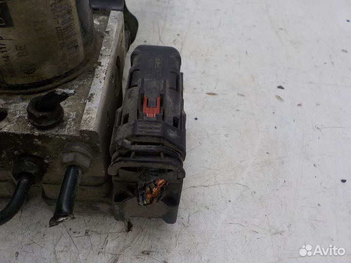 Блок ABS Skoda Octavia 2004