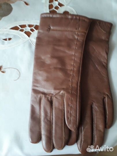 Перчатки из натуральной кожи новые
