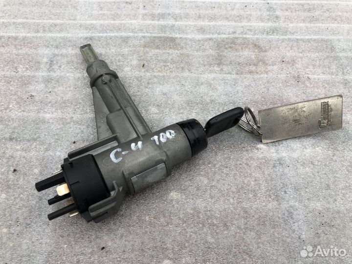 Замок зажигания на Audi 100 A6 C4 МКПП