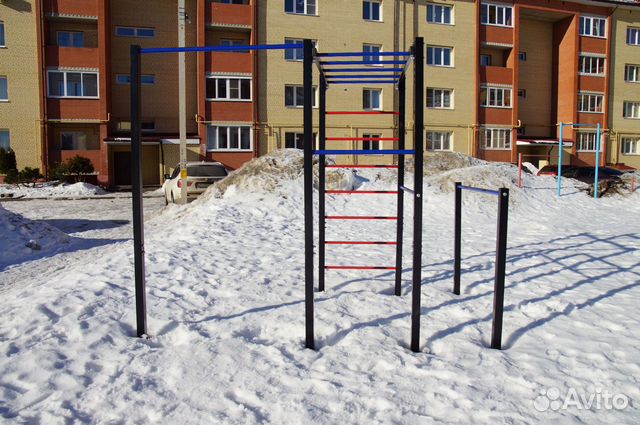 Спортивная площадка уличная турник лазалка