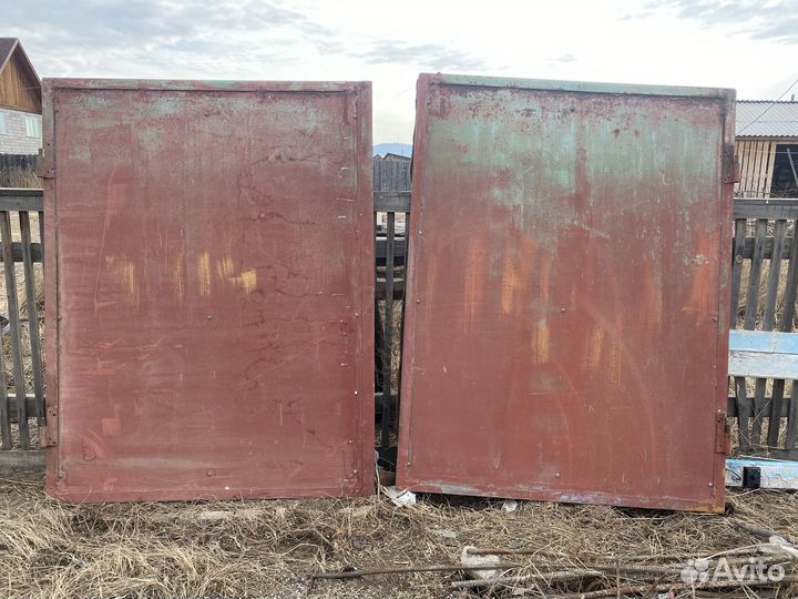 Ворота гаражные металлические