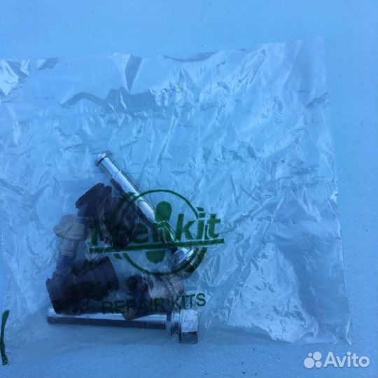 Комплект направляющих суппорта Шевроле Каптива