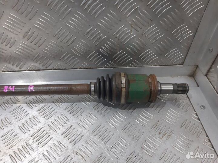 Вал приводной задний правый Mitsubishi Outlander