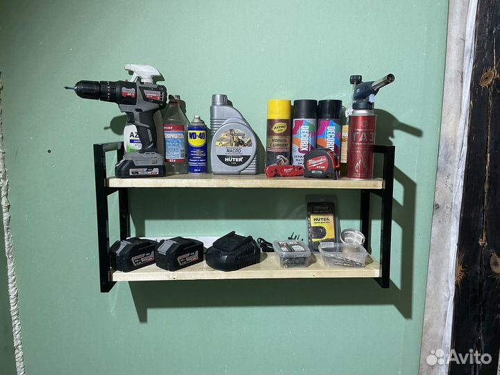 Полка настенная в стиле лофт