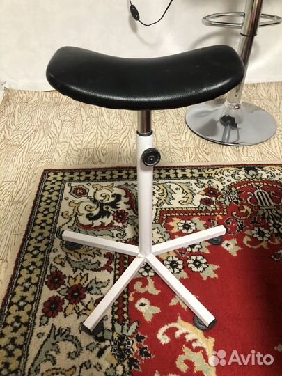 Подставка для педикюра в хорошем состоянии