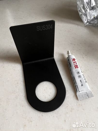 Металлический настенный держатель 2 шт