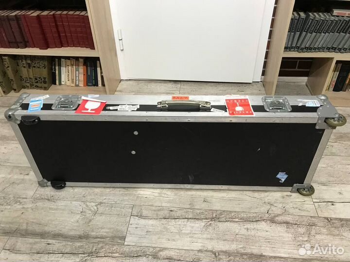 Кейс для бас гитары