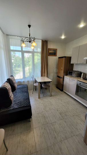 2-к. квартира, 40 м², 1/4 эт.