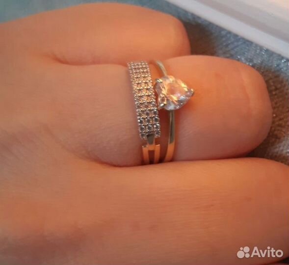 Золотое кольцо женское