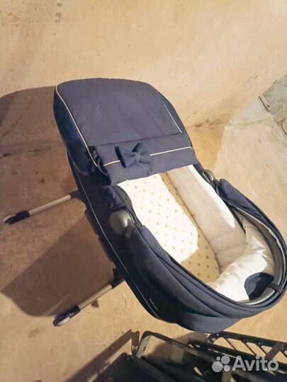 Коляска с автолюлькой
