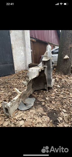 Передняя левая четверть hyundai ix35