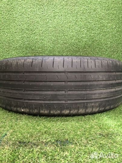 Continental ContiPremiumContact 5 215/60 R16 99H