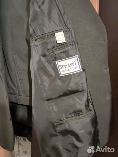 Костюм классический, новый, размер 50-52