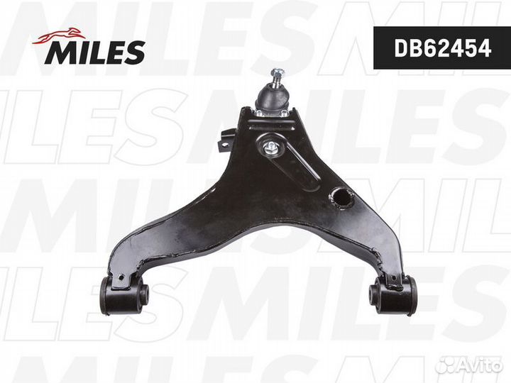 Рычаг передней подвески нижний левый Miles, DB6245