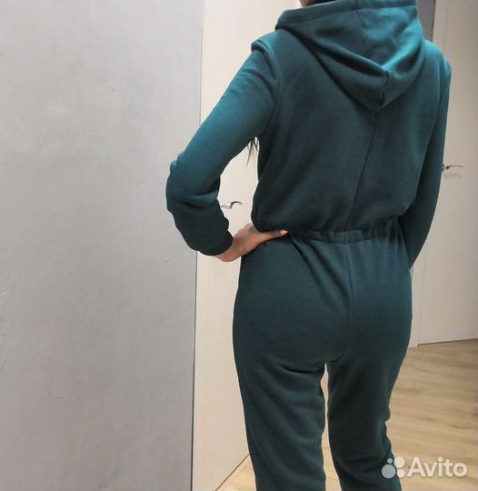 Комбинезон женский утепленный 42