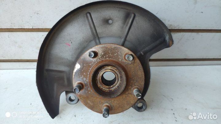Кулак со ступицей передний левый Mazda Mpv LW L3